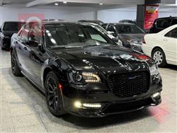 کرایسلەر 300